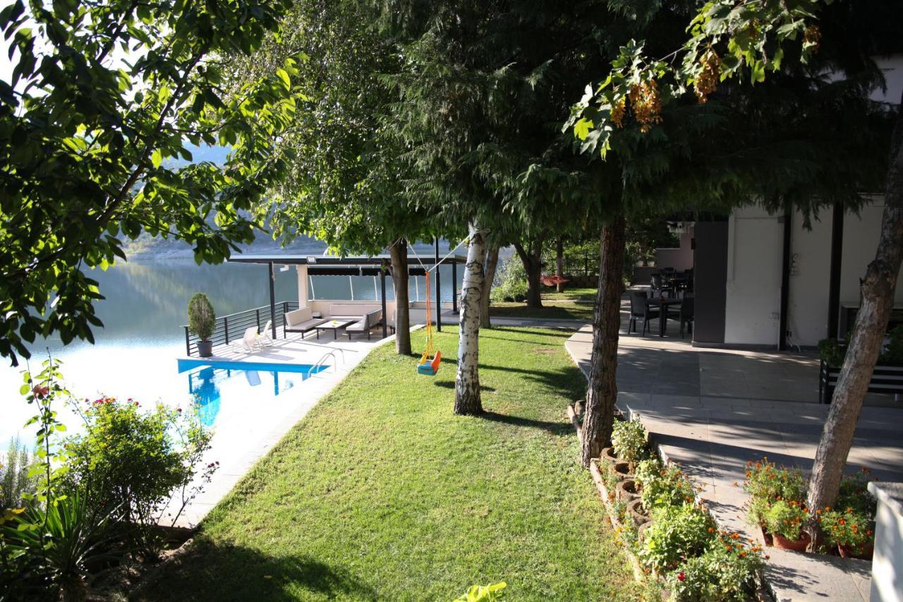 Villa Tikvesh Lake คาวาตราซิ ภายนอก รูปภาพ